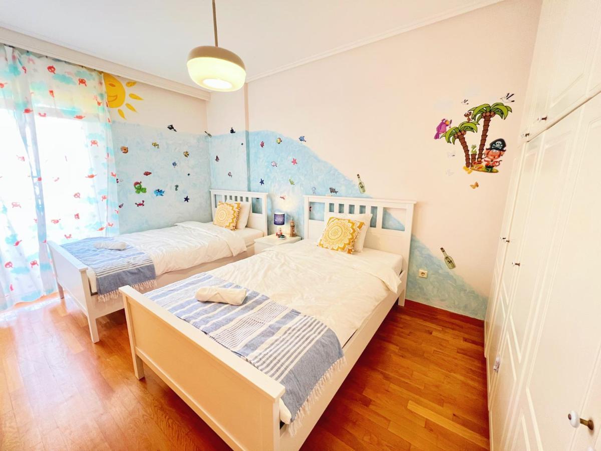Cozy Fairytal Garden Apartment, Family Friendly, Free Parking, 15 Min To Airport Atenas Exterior foto