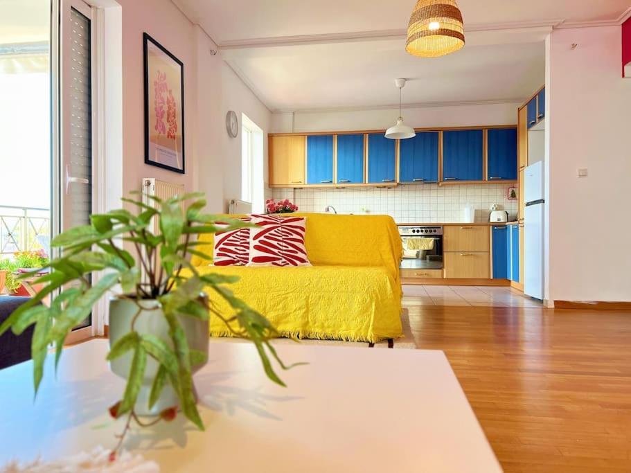 Cozy Fairytal Garden Apartment, Family Friendly, Free Parking, 15 Min To Airport Atenas Exterior foto